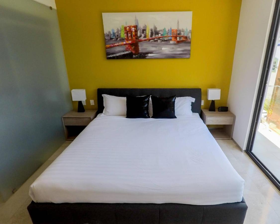 Lovely 1 Bedroom Apartment, 3 Blocks To Mamitas, Roof Pool Views, Bbq Apartamento